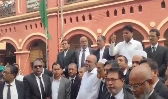 সাবেক সংসদ সদস্য ইউনুসের জামিনে বরিশালে তোলপাড়