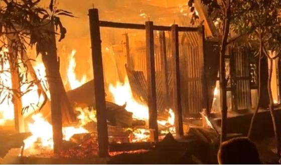 গজারিয়ায় ভয়াবহ অগ্নিকাণ্ডে ৩টি বসতঘর পুড়ে ছাই