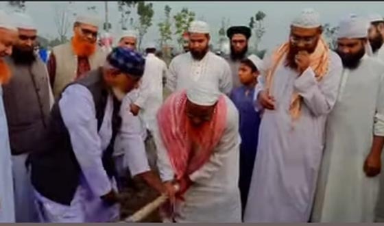 গফরগাঁওয়ে মাদ্রাসার ৪ তলা ভবনের ভিত্তি প্রস্তর স্থাপন