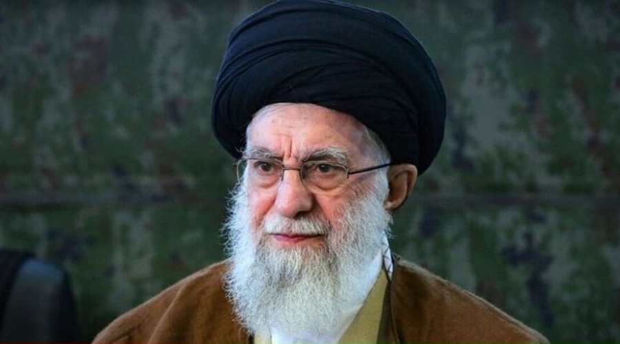 নিরাপদ স্থানে সরে গেলেন ইরানের সর্বোচ্চ নেতা খামেনি