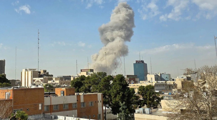 কাতারে অবস্থানরত বাংলাদেশিদের বিশেষ সতর্কবার্তা বাংলাদেশের দূতাবাসের