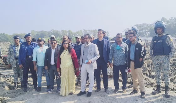 বাবুগঞ্জে পরিবেশ অধিদপ্তরের অভিযান: ৪ ইটভাটায় ১৬ লাখ ৫০ হাজার টাকা জরিমানা