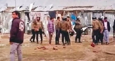 নীলফামারী বুড়ি তিস্তা খনন নিয়ে সংঘর্ষ