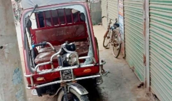 কলারোয়ায় ট্রলি চাপায় কলেজ ছাত্রী নিহত