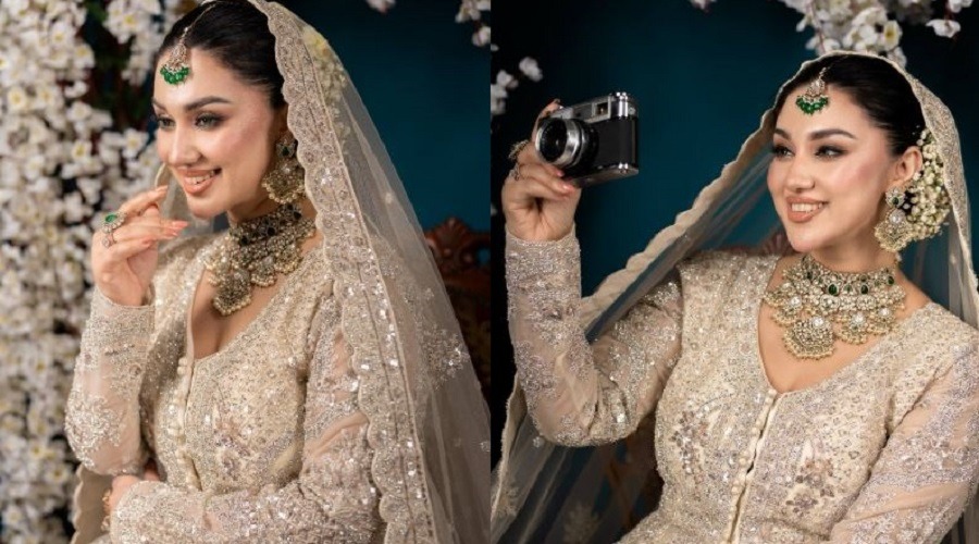 নতুন লুকে ক্যামেরার সামনে এলেন অপু বিশ্বাস