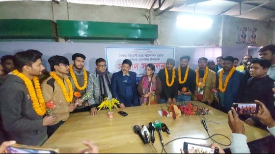 শেরপুরে বৈষম্যবিরোধী ছাত্র আন্দোলনের নেতাকর্মীর বিএনপিতে যোগদান