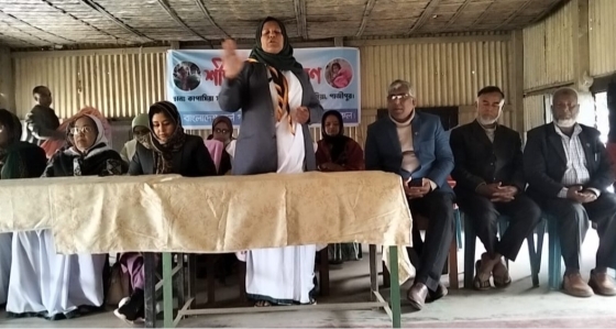 কাপাসিয়ায় দরিদ্রদের মাঝে শীতবস্ত্র বিতরণ