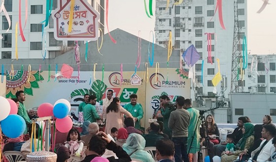 প্রিমিয়াম হোল্ডিং আয়োজিত মেলায় হাজারো মানুষের পদচারণা