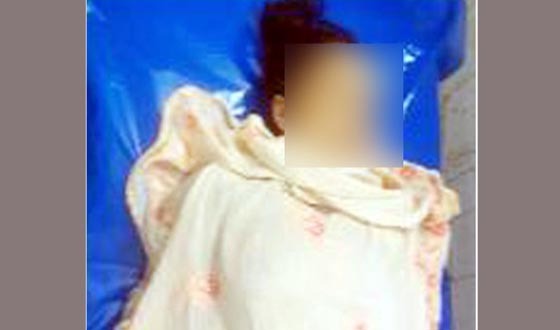 চরভদ্রাসনে কলেজ ছাত্রীর আত্নহুতি