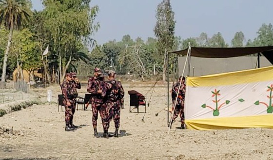 আন্তর্জাতিক আইন লঙ্ঘন করে বিএসএফের সড়ক নির্মাণ