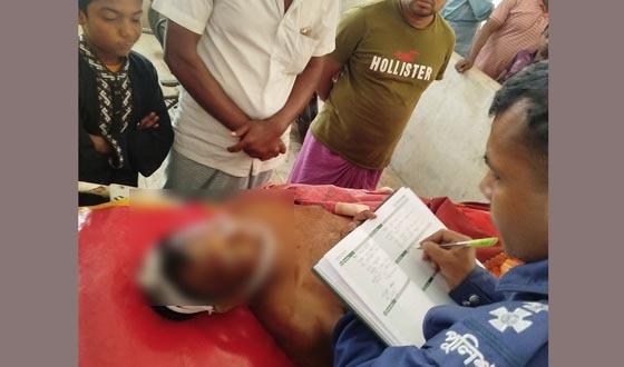 তজুমদ্দিনে সড়ক দুর্ঘটনায় ব্যবসায়ীর মৃত্যু