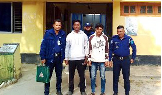 চরভদ্রাসনে কিশোরীর বাড়ীতে হামলা,  গ্রেফতার ২