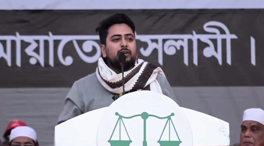 ফ্যামিলি কার্ড নয়, মানুষ চায় নিরাপদ জীবন ও ইনসাফ, সমাবেশে নাহিদ ইসলাম