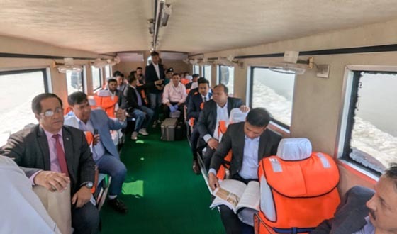 হালদা নদী পরিদর্শন করলেন নদী কমিশনের চেয়ারম্যান