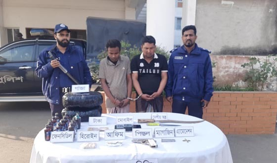 লৌহজংয়ে মাদক ও অস্ত্রসহ গ্রেফতার  ২