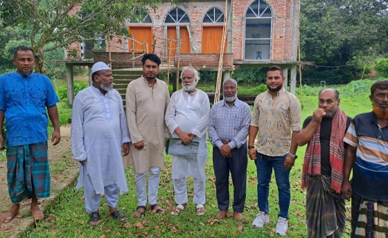 কাপাসিয়ায় ২৭টি প্রতিষ্ঠানে জেলা পরিষদের অর্ধকোটি টাকা অনুদান