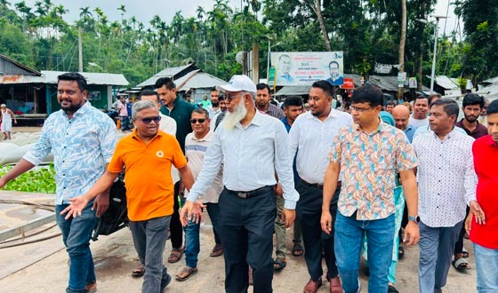 সন্ধ্যা নদী ও গাবখান চ্যানেলে সেতু নির্মাণ এলাকা পরিদর্শন করলেন সেতু সচিব