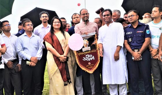 টাঙ্গাইলে জেলা প্রশাসক গোল্ডকাপ ফুটবল টুর্নামেন্টের উদ্বোধন