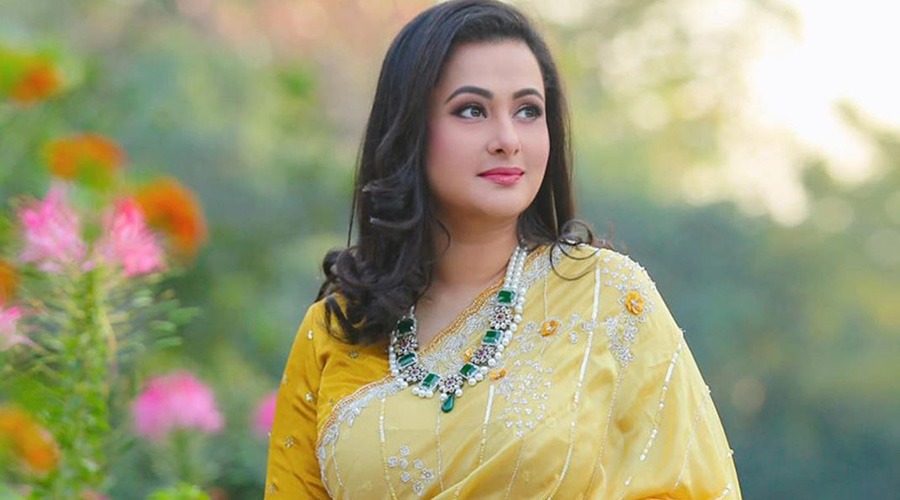 খল চরিত্রে অভিনয় করার ইচ্ছা প্রকাশ করলেন পূর্ণিমা