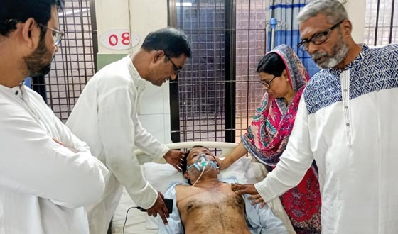 চাঁদপুর জেলা বিএনপি নেতা বাবলু হঠাৎ অসুস্থ, হাসপাতালে ভর্তি