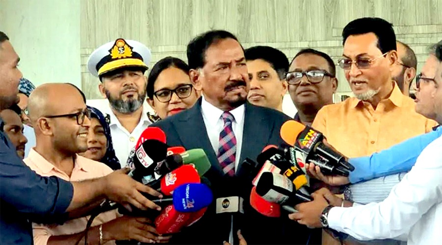 রাষ্ট্রপতির পদত্যাগ নিয়ে ‘কিছুই জানি না’, দেশে ফিরে যা বললেন স্পিকার