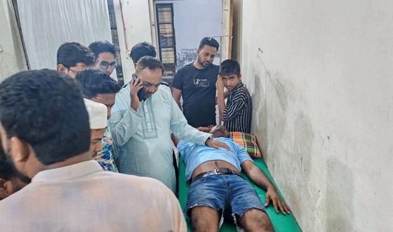 কুয়াকাটায় হাতুরি পেটায় আহত সাংবাদিকের অবস্থা আশঙ্কাজনক