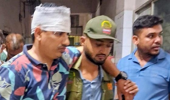 শেরপুরে বালু দস্যুেদর হামলায় বিট কর্মকর্তাসহ আহত ২