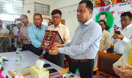 ৩২ বছর শিক্ষকতা শেষে অবসরে জনপ্রিয় শিক্ষক মো. জহির আলী