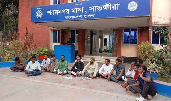 শ্যামনগরে প্রেসক্লাবে ঢ়ুকে সাংবাদিককে মারধর, এমপি’র পরিদর্শন