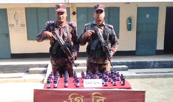 বিরল সীমান্তে ভারতীয় স্কাফ সিরাপ উদ্ধার