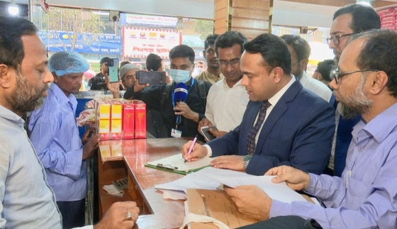 রাজশাহীতে তিন প্রতিষ্ঠানকে ৪০ হাজার টাকা জরিমানা