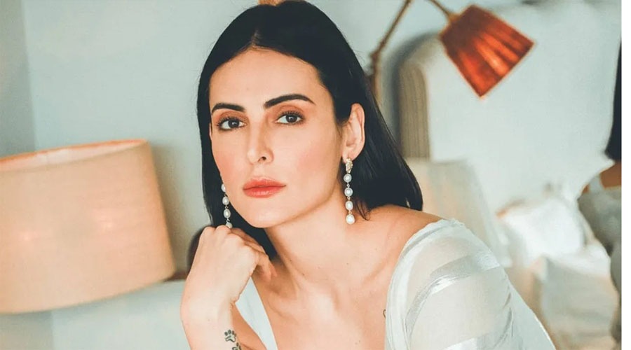 বলিউড ছাড়ছেন মান্দানা করিমি, দেশে ফেরার ঘোষণা