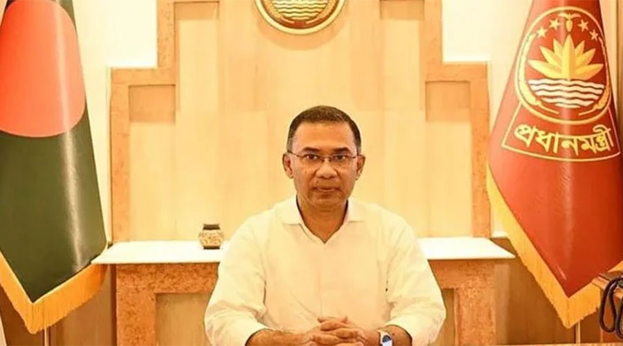 সপ্তাহিক ছুটির দিন টানা ৩ শনিবারে অফিস করলেন প্রধানমন্ত্রী