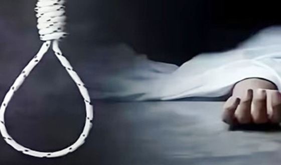 চিরিরবন্দরে গৃহবধুর আত্মহত্যা, আটক ৩