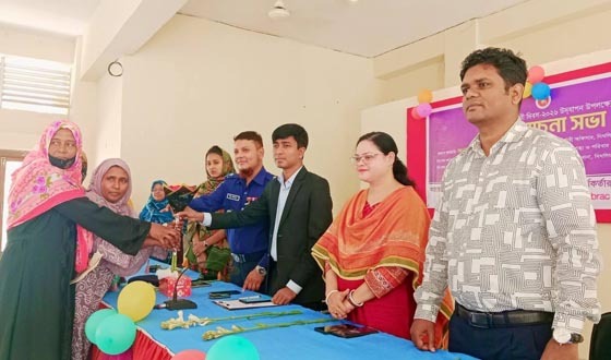 দিঘলিয়ায় আন্তর্জাতিক নারী দিবস উপলক্ষে আলোচনা সভা