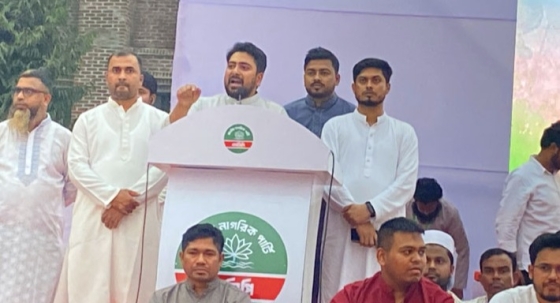 রাষ্ট্রপতিকে অপসারণ করে গ্রেপ্তার করতে হবে: নাহিদ ইসলাম