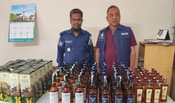 নালিতাবাড়ীতে ৮৬ বোতল ভারতীয় মদ উদ্ধার