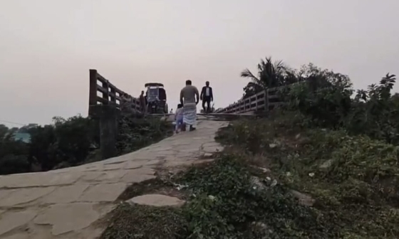 সাড়ে ৪ কোটি টাকা ব্যয়ে নির্মিত সেতু অকেজো
