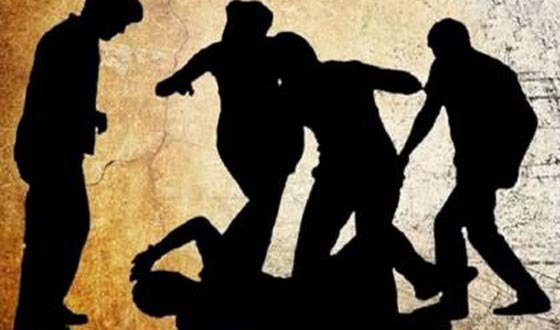 তালগাছের রস সংগ্রহ নিয়ে বিরোধের জেরে বৃদ্ধকে পিটিয়ে হত্যা