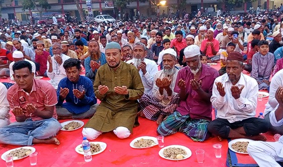 বিরলে উপজেলা বিএনপি ও পৌর বিএনপি’র ইফতার মাহফিল