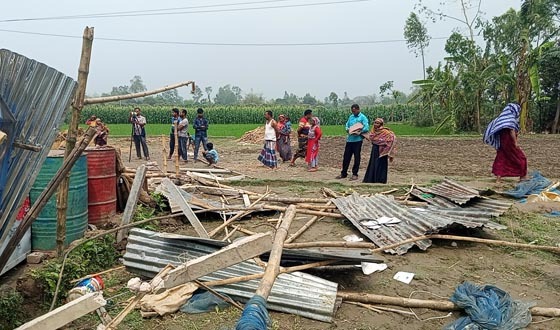বিরলের পল্লীতে জমি-জমার বিরোধে পাল্টাপাল্টি অভিযোগ