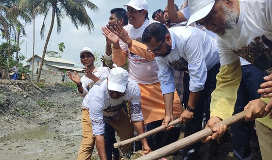 পিরোজপুরে খাল পুনঃ খনন শুরু