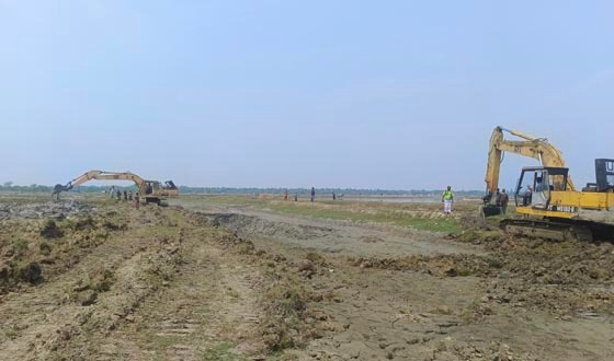 পাইকগাছায় নাবা খাল পুনঃ খনন শুরু