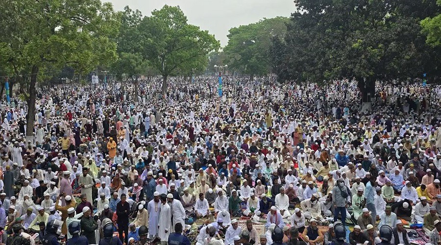 ৬ লাখ মুসল্লির অংশগ্রহণে ইতিহাস গড়ল ১৯৯তম ঈদ জামাত