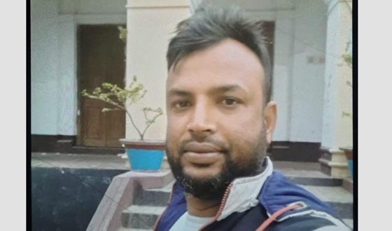 ঝিকরগাছায় মাদককারবারীর হাতে পুলিশ সদস্য ছুরিকাঘাত