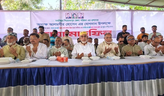 জিয়া-খালেদা জিয়ার মাগফেরাত কামনার মাধ্যমে প্রশাসক’র দায়িত্ব গ্রহন