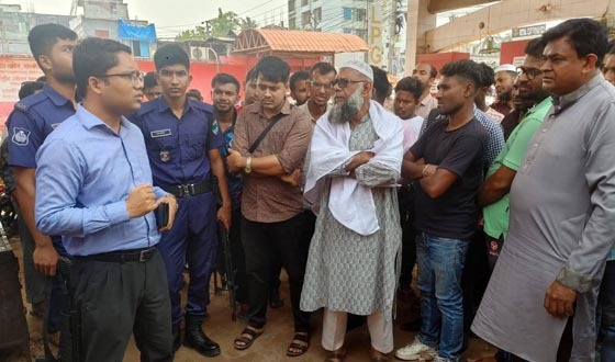 সাতক্ষীরায় ফিলিং স্টেশনে প্রশাসনের তদারকি, জরিমানা