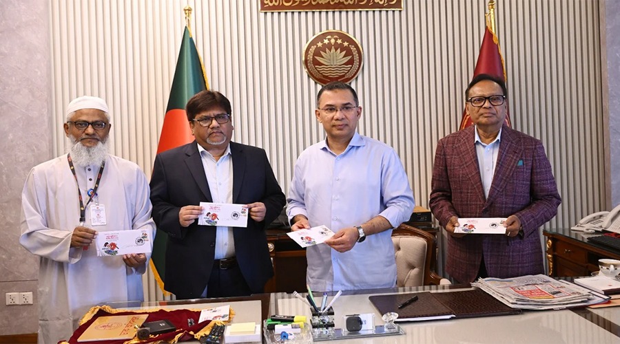 স্বাধীনতা দিবস উপলক্ষ্যে স্মারক ডাকটিকিট উন্মোচন করলেন প্রধানমন্ত্রী