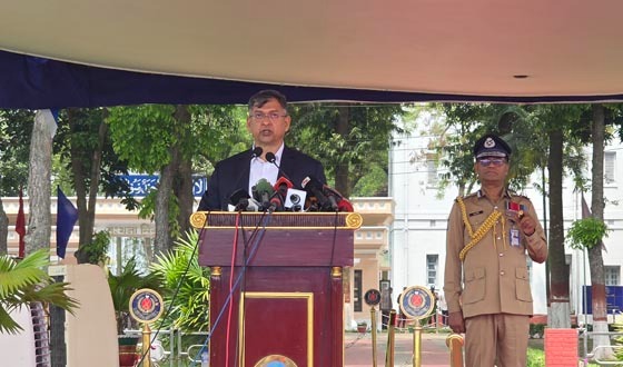 ফের পরিবর্তন আসছে পুলিশের পোশাকে: স্বরাষ্ট্রমন্ত্রী