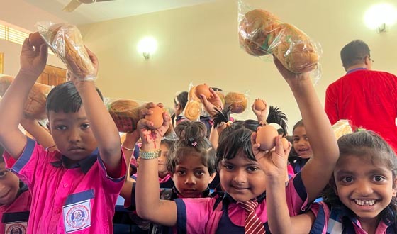 কাউখালীর ৬৭টি প্রাথমিক বিদ্যালয়ে চালু হয়েছে মিড-ডে মিল